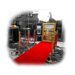 Ozdobne słupki i czerwony dywan.